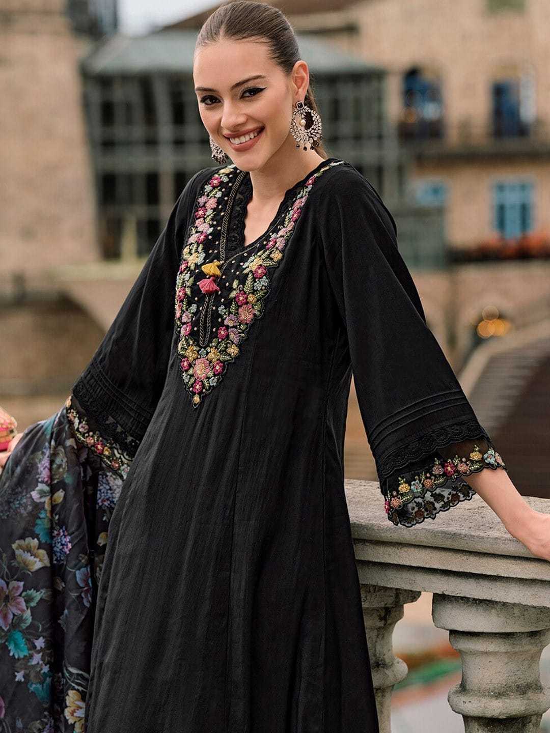 Ynf Pure Viscos RIN222 SI-219 Kurti Wholesale Designer Kurtis Embroidered Kurtis Black Kurtis Manufacturer