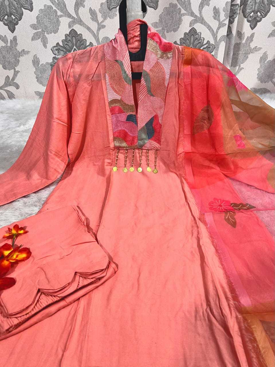 Ynf Rayon KESH502 1025 Kurti Plus Size Collections Wholesale Designer Kurtis Rayon Kurtis Kurti With Pants Manufacturer