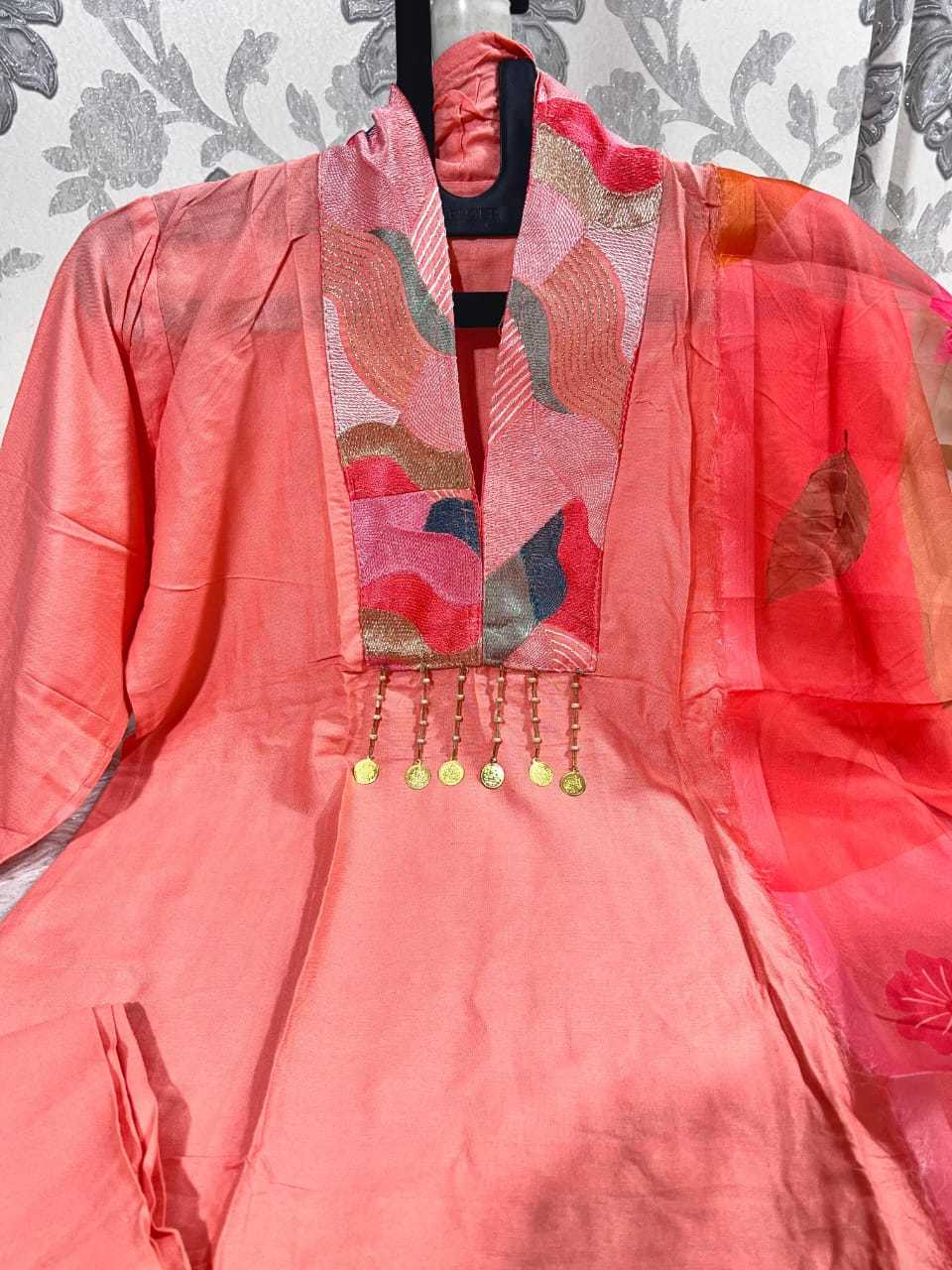 Ynf Rayon KESH502 1025 Kurti Plus Size Collections Wholesale Designer Kurtis Rayon Kurtis Kurti With Pants Manufacturer
