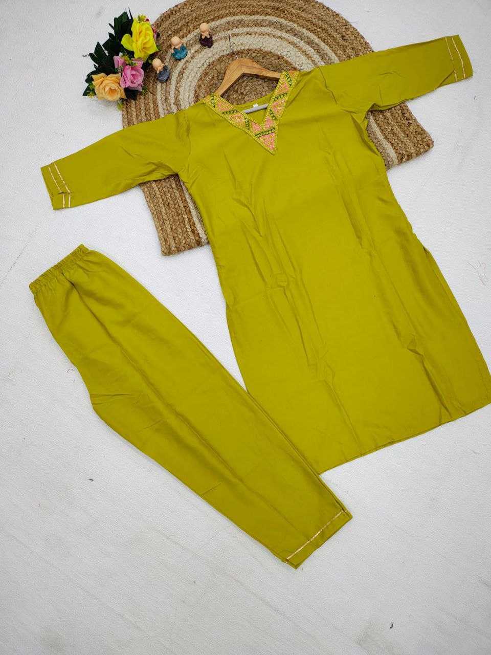 Ynf Rayon KESH517 K3 Kurti Wholesale Long Kurtis Rayon Kurtis Kurti With Pants Manufacturer