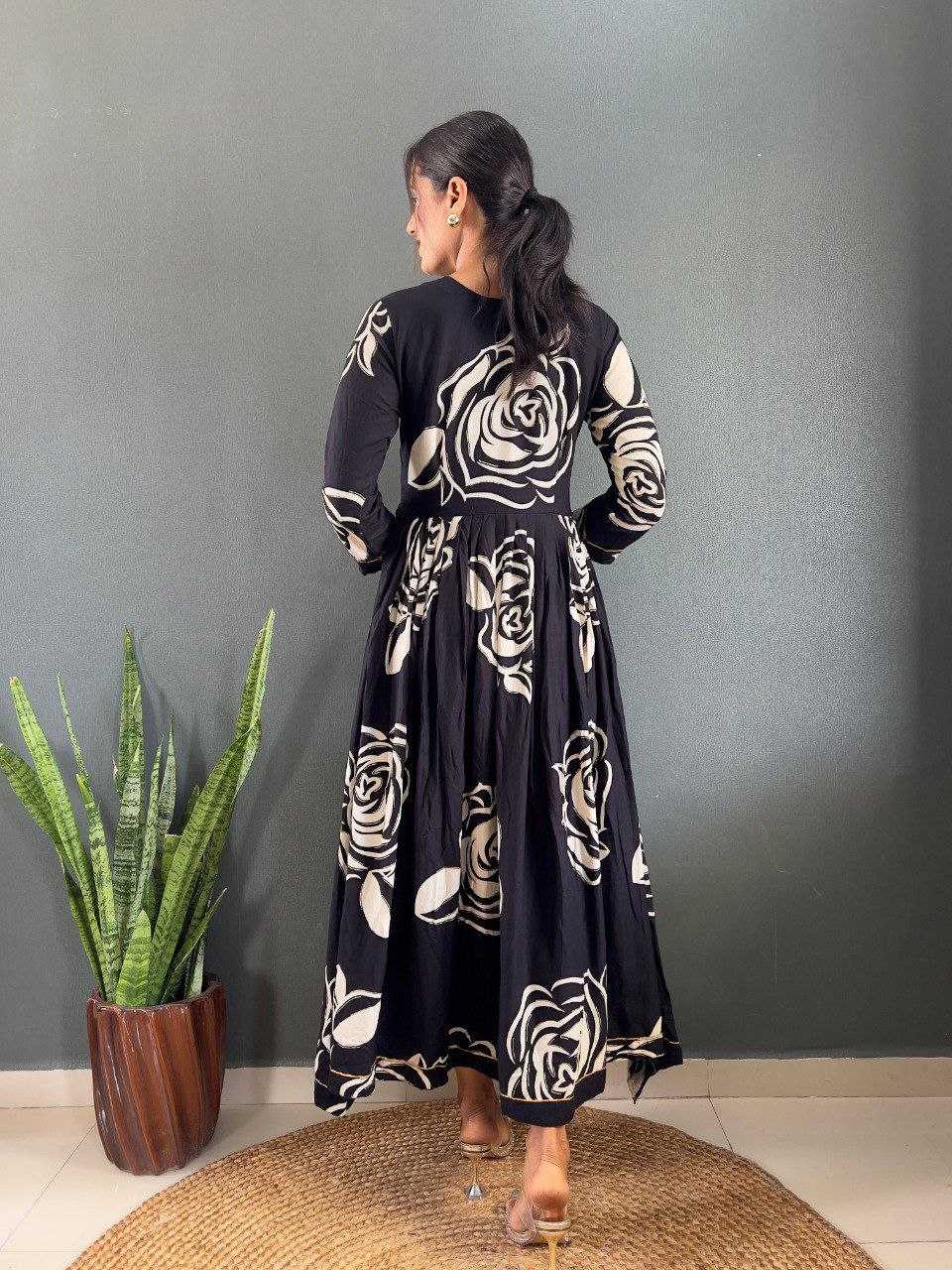 Ynf Rayon KESH554 Black Gowns Wholesale Fancy Gowns Designer Gowns Floral Print Gowns Manufacturer