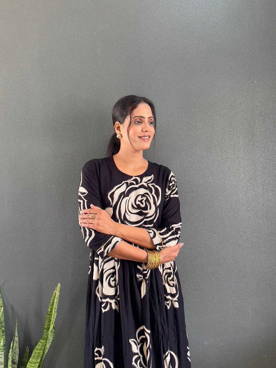 Ynf Rayon KESH554 Black Gowns Wholesale Fancy Gowns Designer Gowns Floral Print Gowns Manufacturer