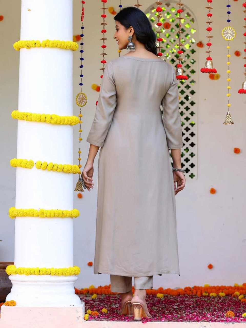 Ynf Rayon KESH559 711 Suits & Dresses Western Wears Festive Collections Wholesale Ladies Suits Casual Dresses Party Wear Dresses Manufacturer