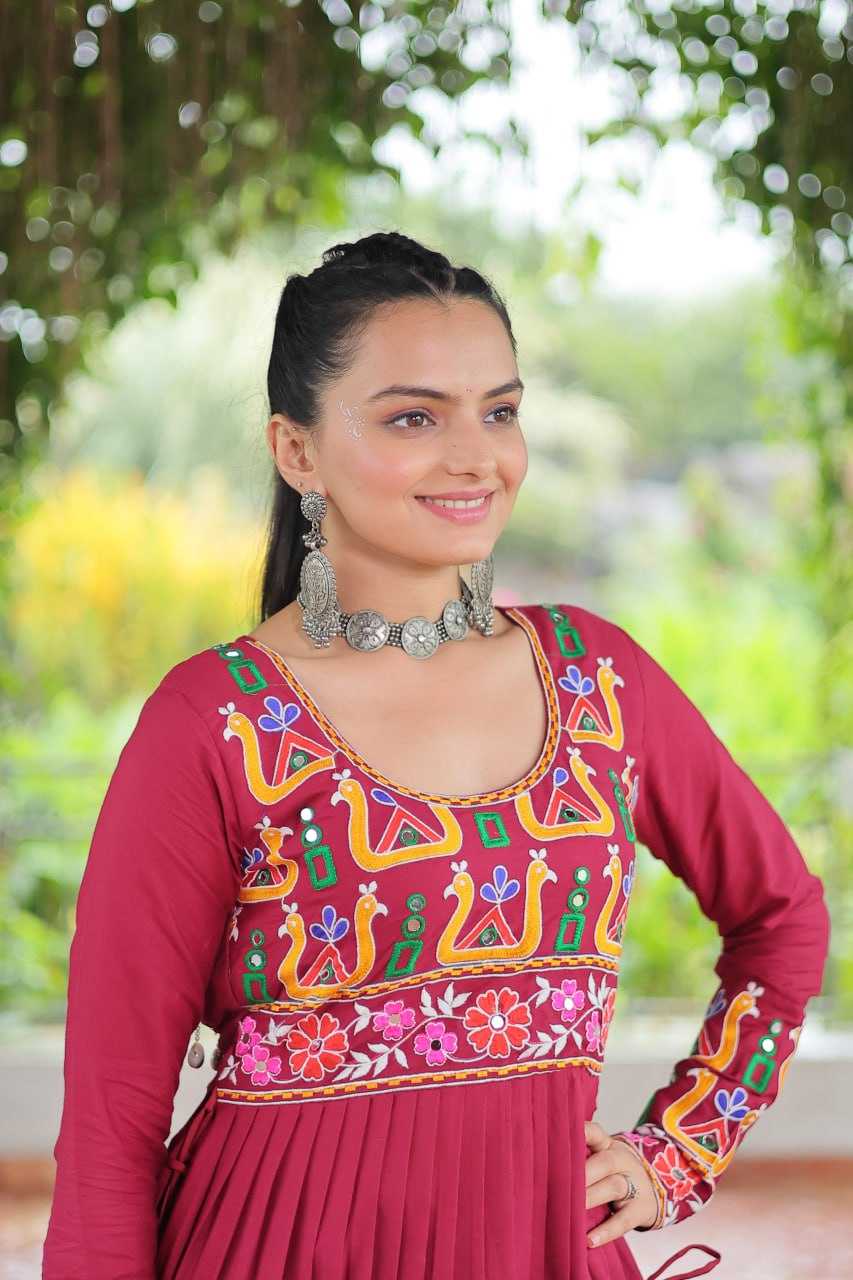 Ynf Reyon Cotton KESH489 1183 Kurti Wholesale Printed Kurtis Fancy Kurti Embroidered Kurtis Manufacturer
