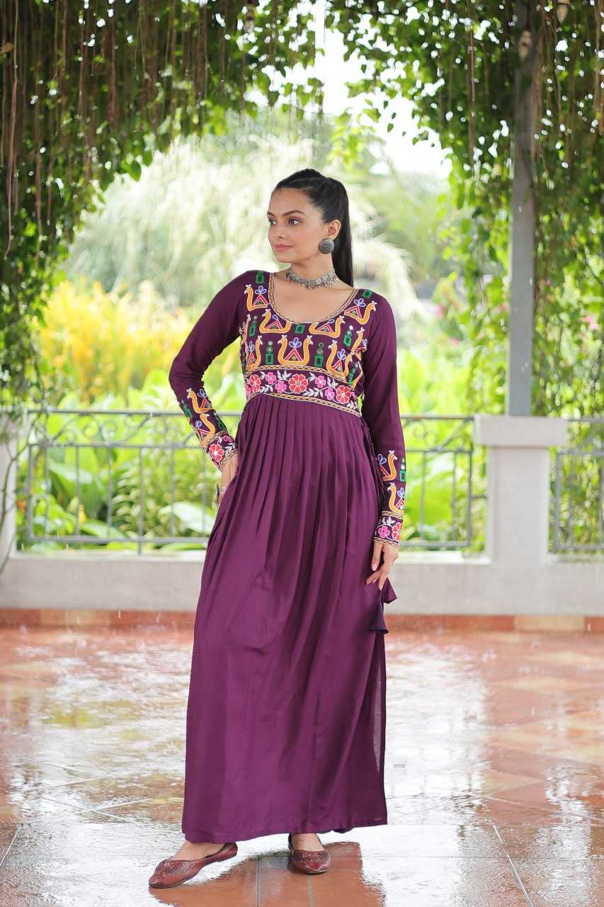 Ynf Reyon Cotton KESH489 1183 Kurti Wholesale Printed Kurtis Fancy Kurti Embroidered Kurtis Manufacturer