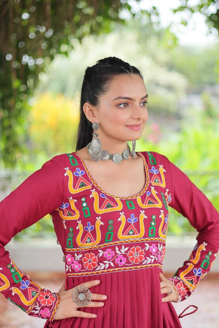 Ynf Reyon Cotton KESH489 1183 Kurti Wholesale Printed Kurtis Fancy Kurti Embroidered Kurtis Manufacturer