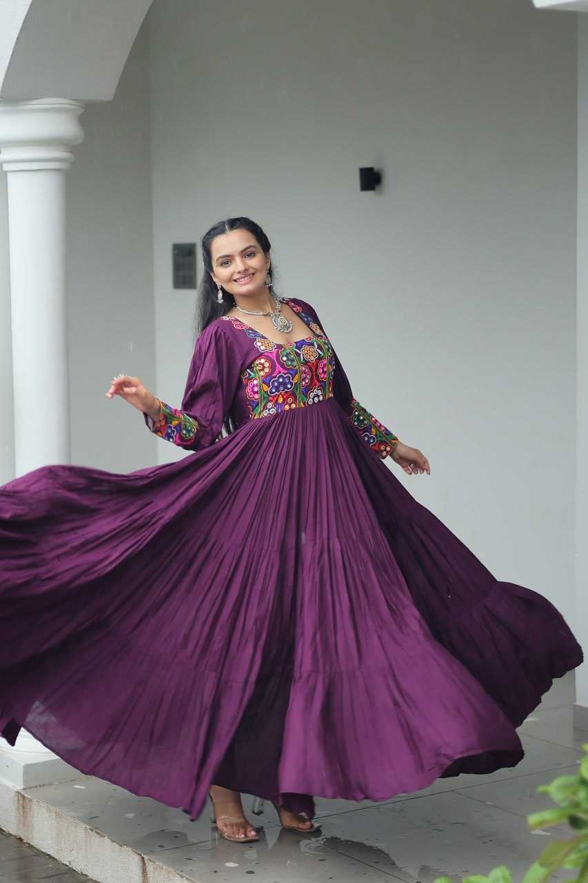 Ynf Reyon Cotton KESH491 9255 Gowns Wholesale Fancy Gowns Embroidery Gowns Long Gowns Manufacturer