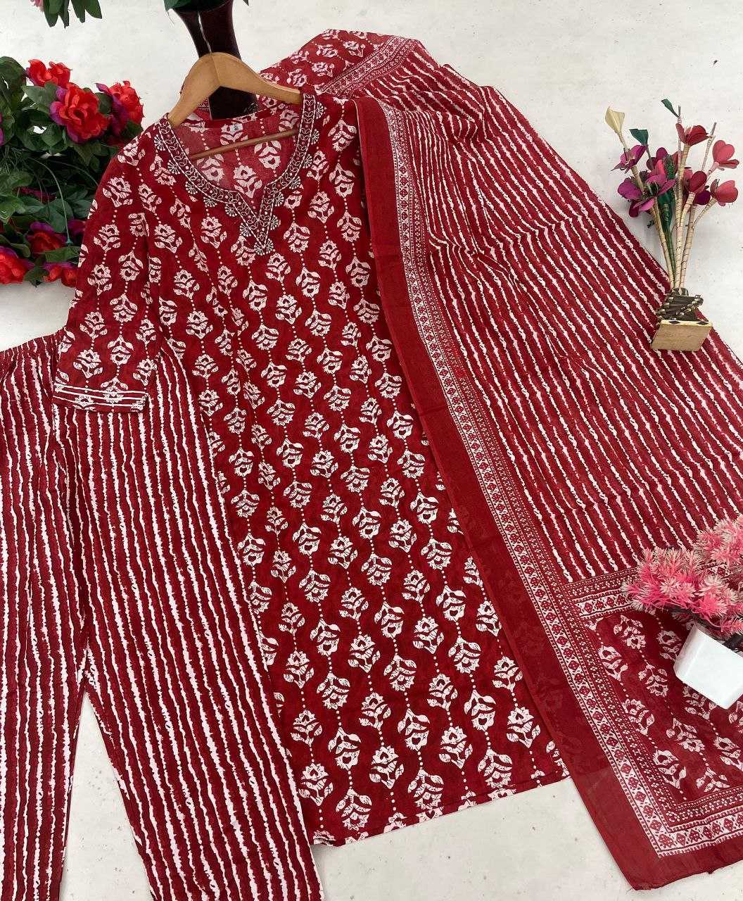 Ynf Reyon Cotton KESH536 WISKI Kurti Wholesale Cotton Kurtis Kurti With Pants Manufacturer