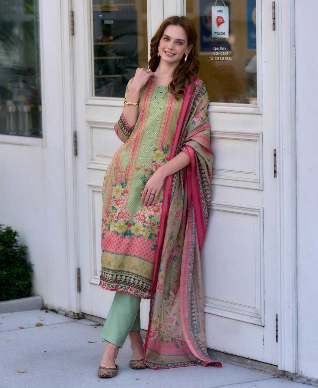 Ynf Silk KESH507 Vatican Suits & Dresses Wholesale Printed Suits Ladies Silk Suit Silk Suits Manufacturer