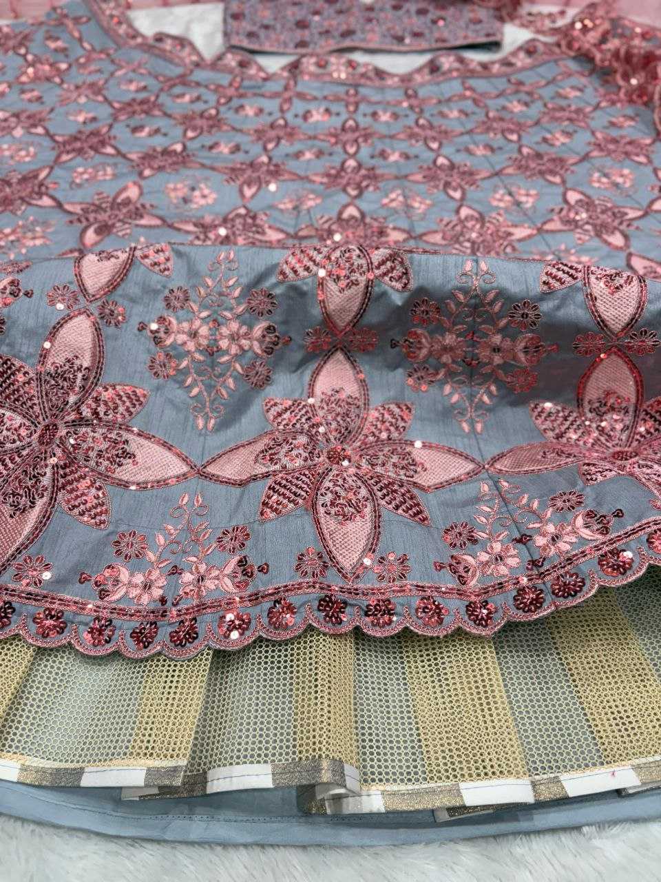 Ynf Silk KESH508 1040 Lehengas Wholesale Designer Lehenga Traditional Lehenga Embroidered Lehenga Manufacturer