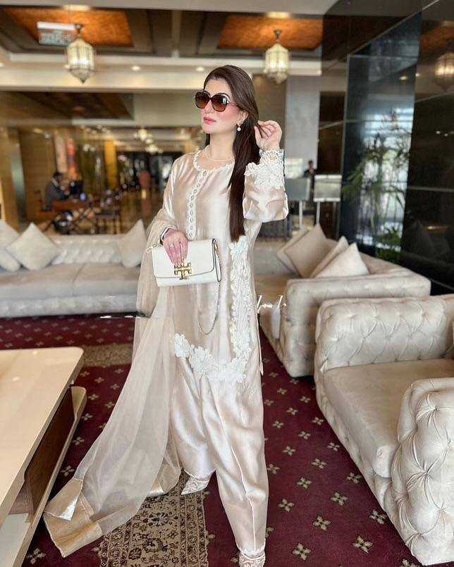 Ynf Silk KESH512 213 Suits & Dresses Wholesale Ladies Suits Dresses Designer Suits Manufacturer