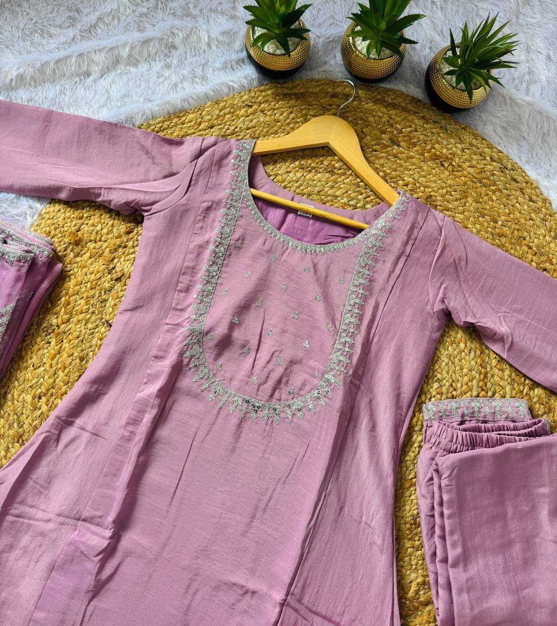 Ynf Silk KESH537 Nidhi Suits & Dresses Wholesale Embroidery Suits Ladies Silk Suit Party wear suits Manufacturer