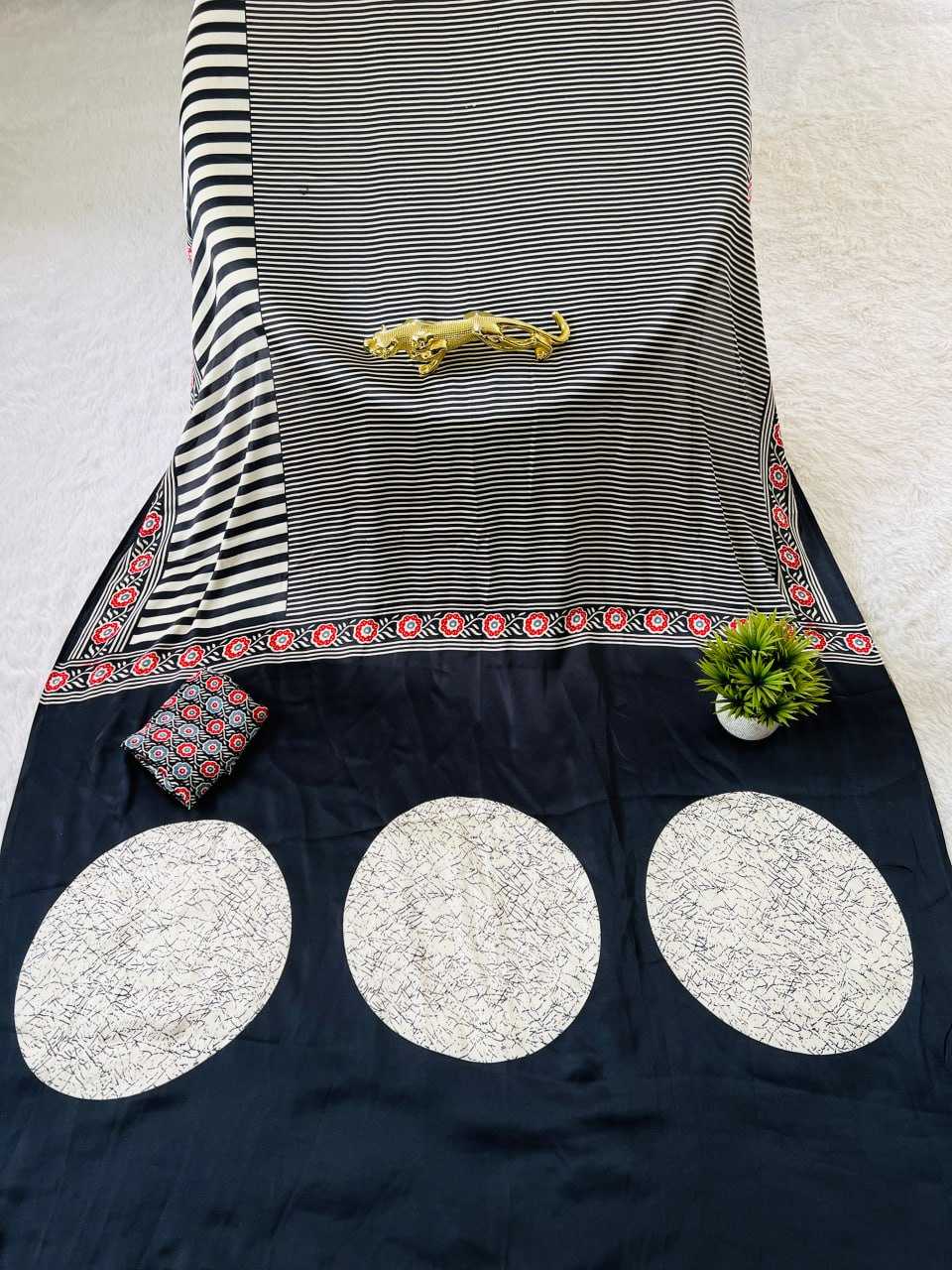 Ynf Silk RIN207 2230 Sarees Wholesale Printed Sarees Silk Sarees Office Wear Sarees Manufacturer
