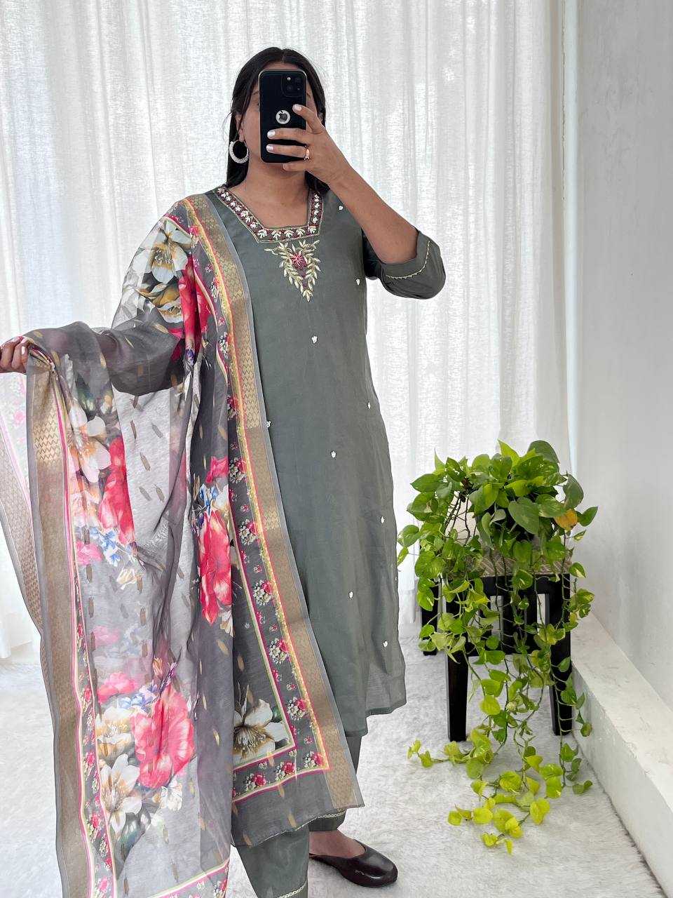 Ynf Simar silk KESH513 448 Kurti Wholesale Designer Kurtis Ladies Kurti Fancy Kurti Manufacturer