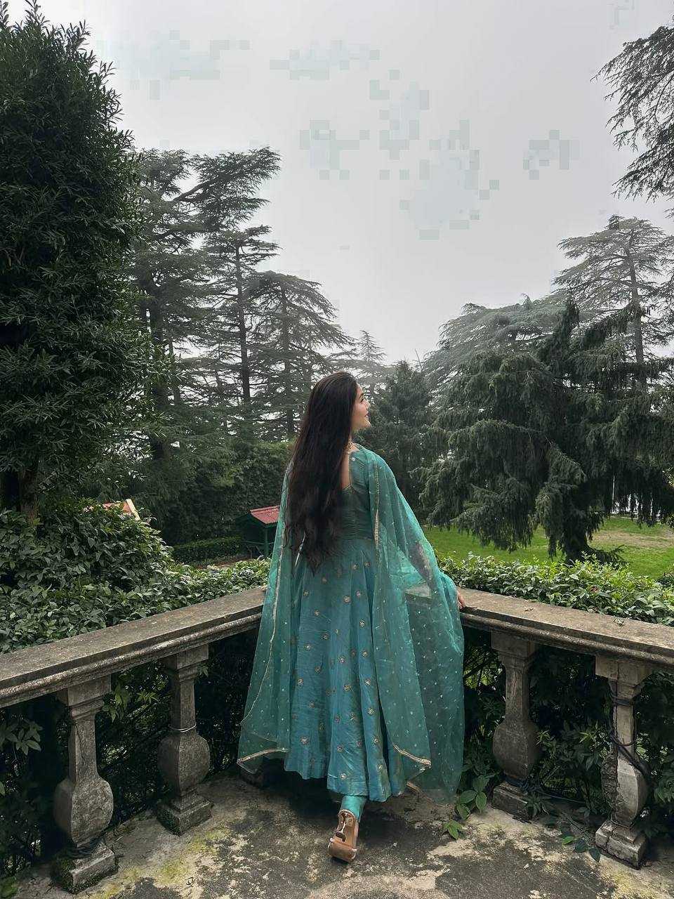 Ynf Simar silk KESH515 1251 Gowns Wholesale Fancy Gowns Embroidery Gowns Anarkali Gown Sequin Gowns Manufacturer