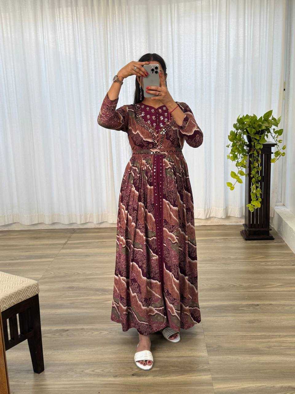 Ynf Slub Reyon KESH513 420 Gowns Wholesale Embroidery Gowns Party Wear Gowns Manufacturer