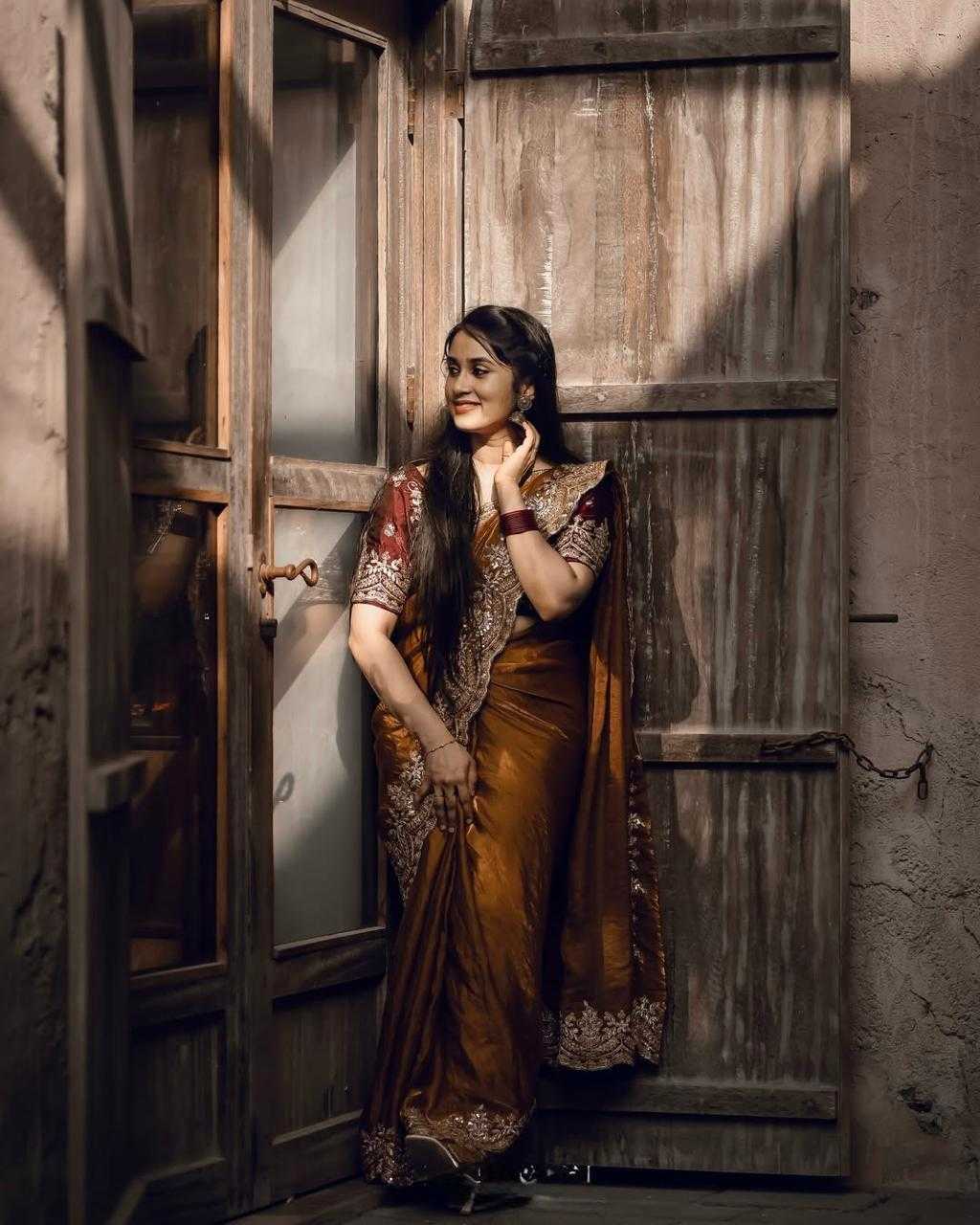 Ynf Soft Gold Crush RIN164 classy vibe Sarees Wholesale Designer Sarees Party Wear Sarees Zari Border Sarees Manufacturer