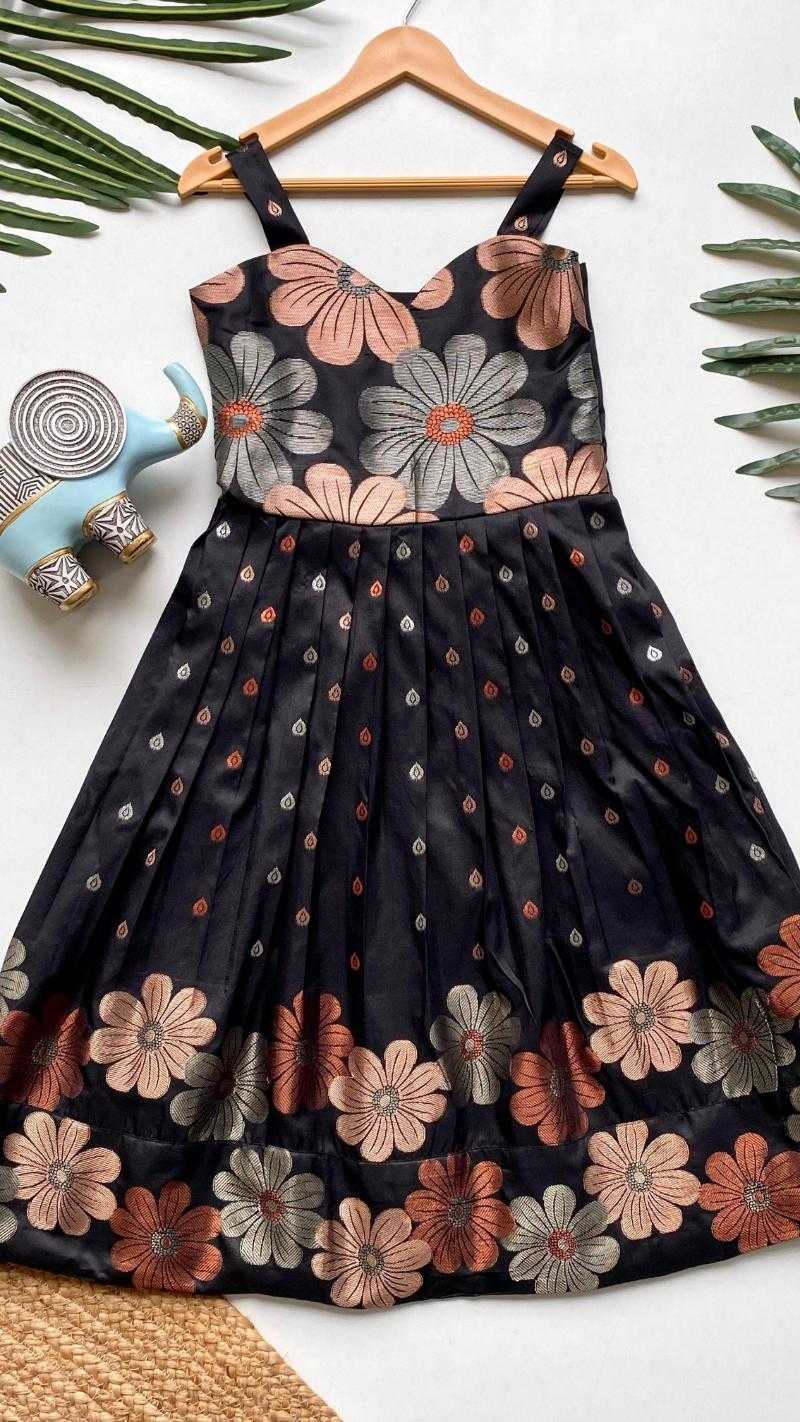 Ynf Soft Silk KESH249 K Suhani Kids Wear Wholesale Kids Gown Kids Ethnic Gowns Manufacturer