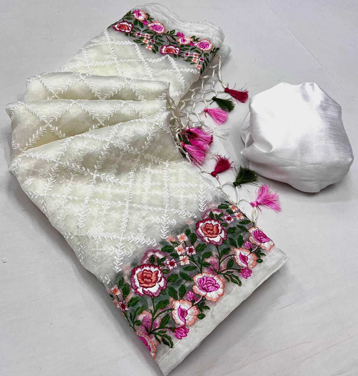 Ynf Soft Silk RIN164 Off-white Silk Sarees Festive Collections Wholesale Soft Silk Sarees Zari Border Silk Sarees Onam Collections Manufacturer