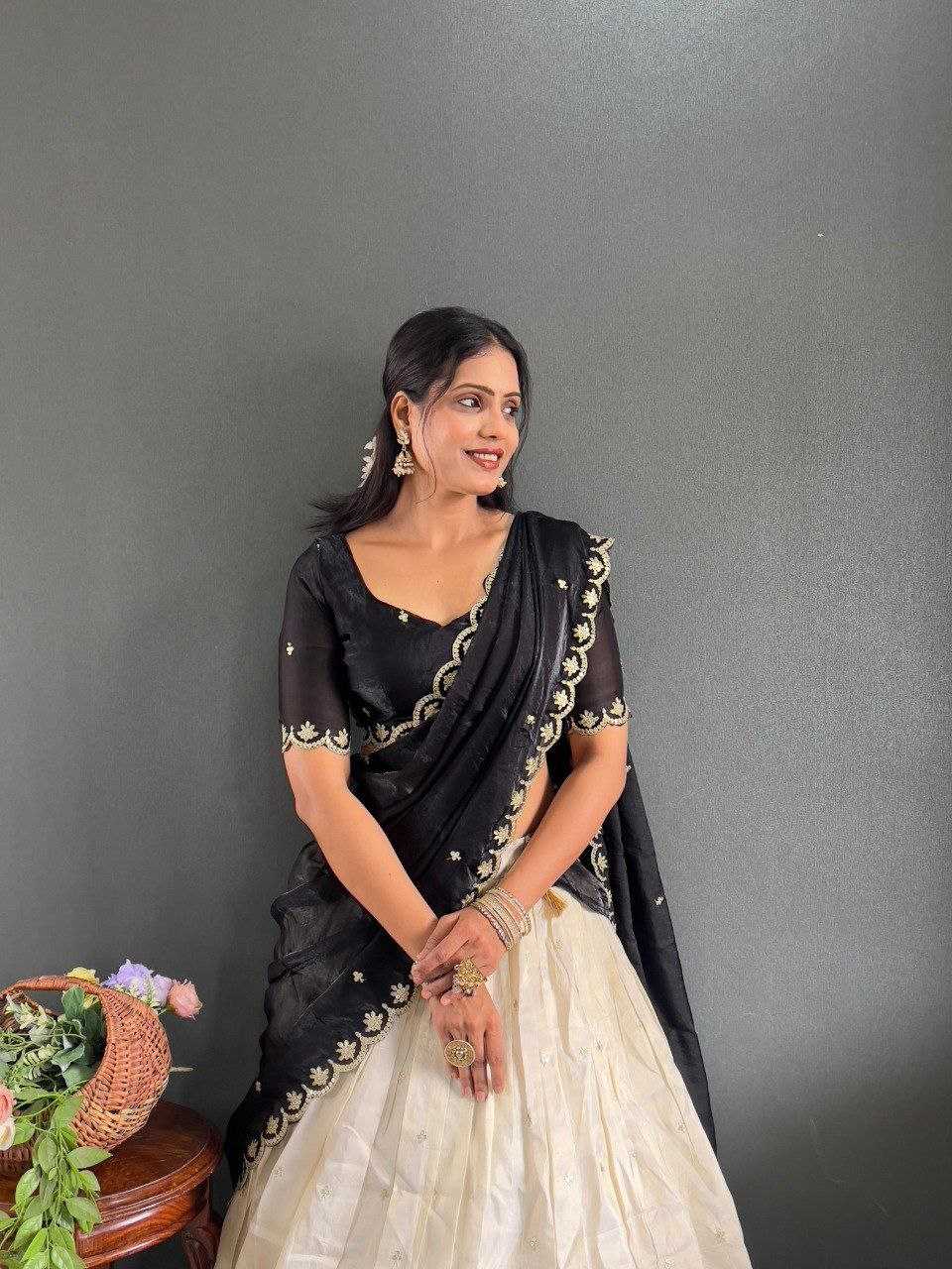 Ynf Tissue Silk KESH554 Kalini Lehengas Wholesale Embroidered Lehenga Manufacturer