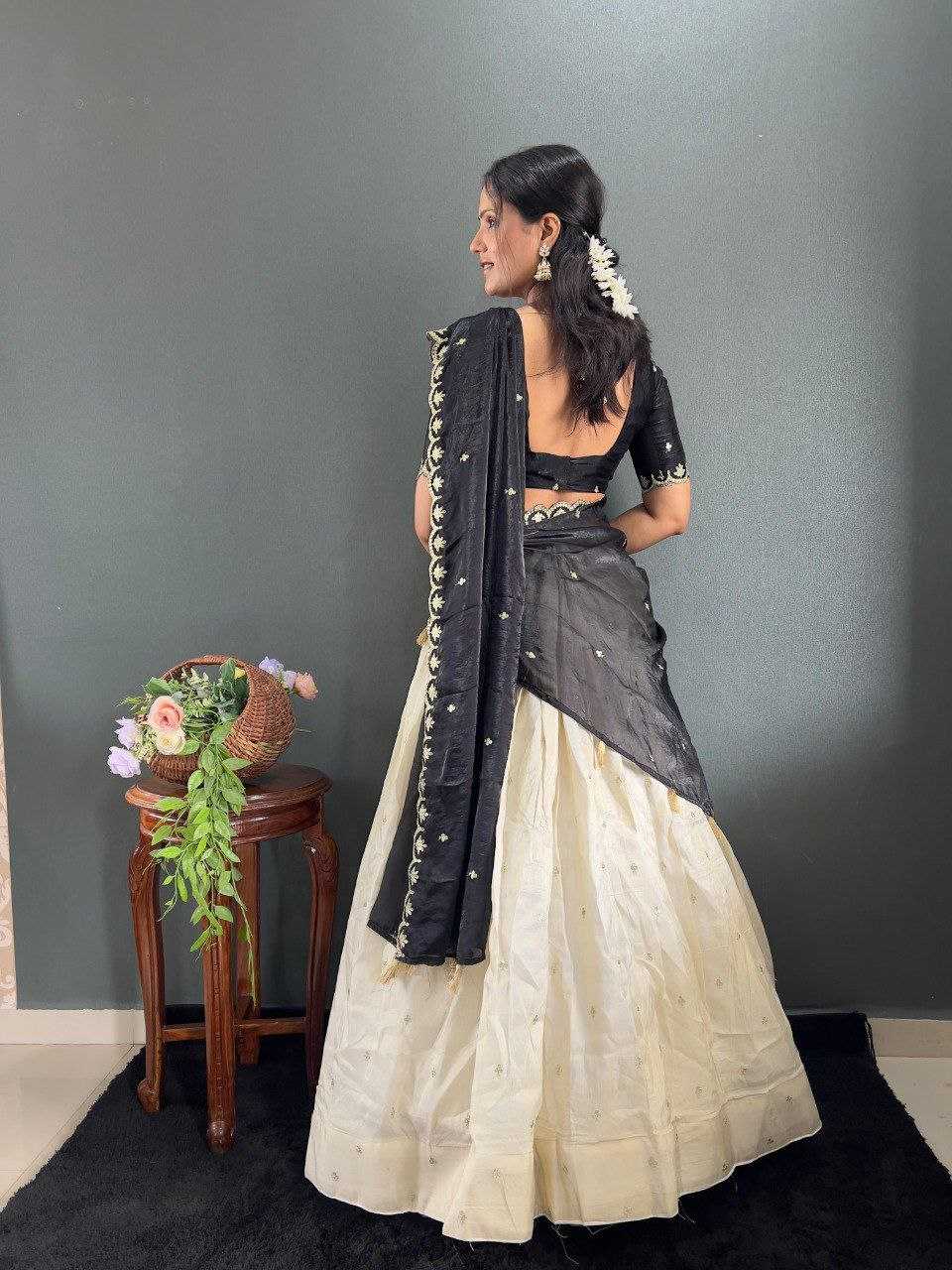 Ynf Tissue Silk KESH554 Kalini Lehengas Wholesale Embroidered Lehenga Manufacturer