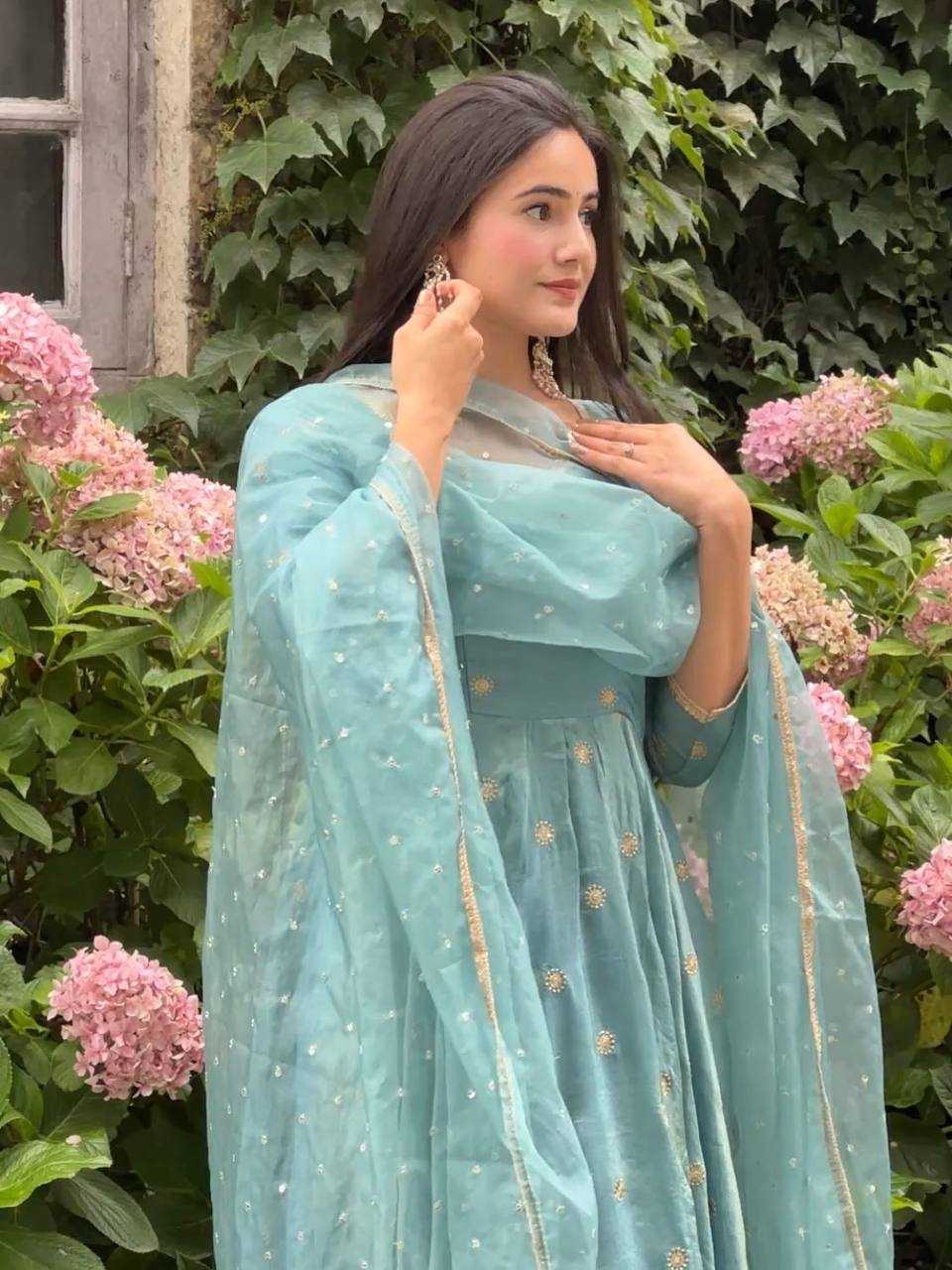 Ynf Vichitra Silk KESH499 524 Gowns Wholesale Printed Gowns Fancy Gowns Embroidery Gowns Sequin Gowns Manufacturer