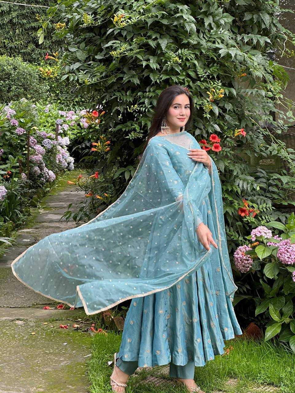 Ynf Vichitra Silk KESH499 524 Gowns Wholesale Printed Gowns Fancy Gowns Embroidery Gowns Sequin Gowns Manufacturer
