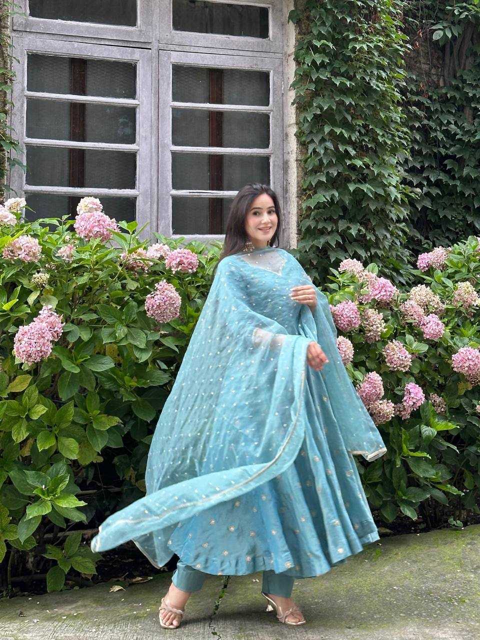 Ynf Vichitra Silk KESH499 524 Gowns Wholesale Printed Gowns Fancy Gowns Embroidery Gowns Sequin Gowns Manufacturer