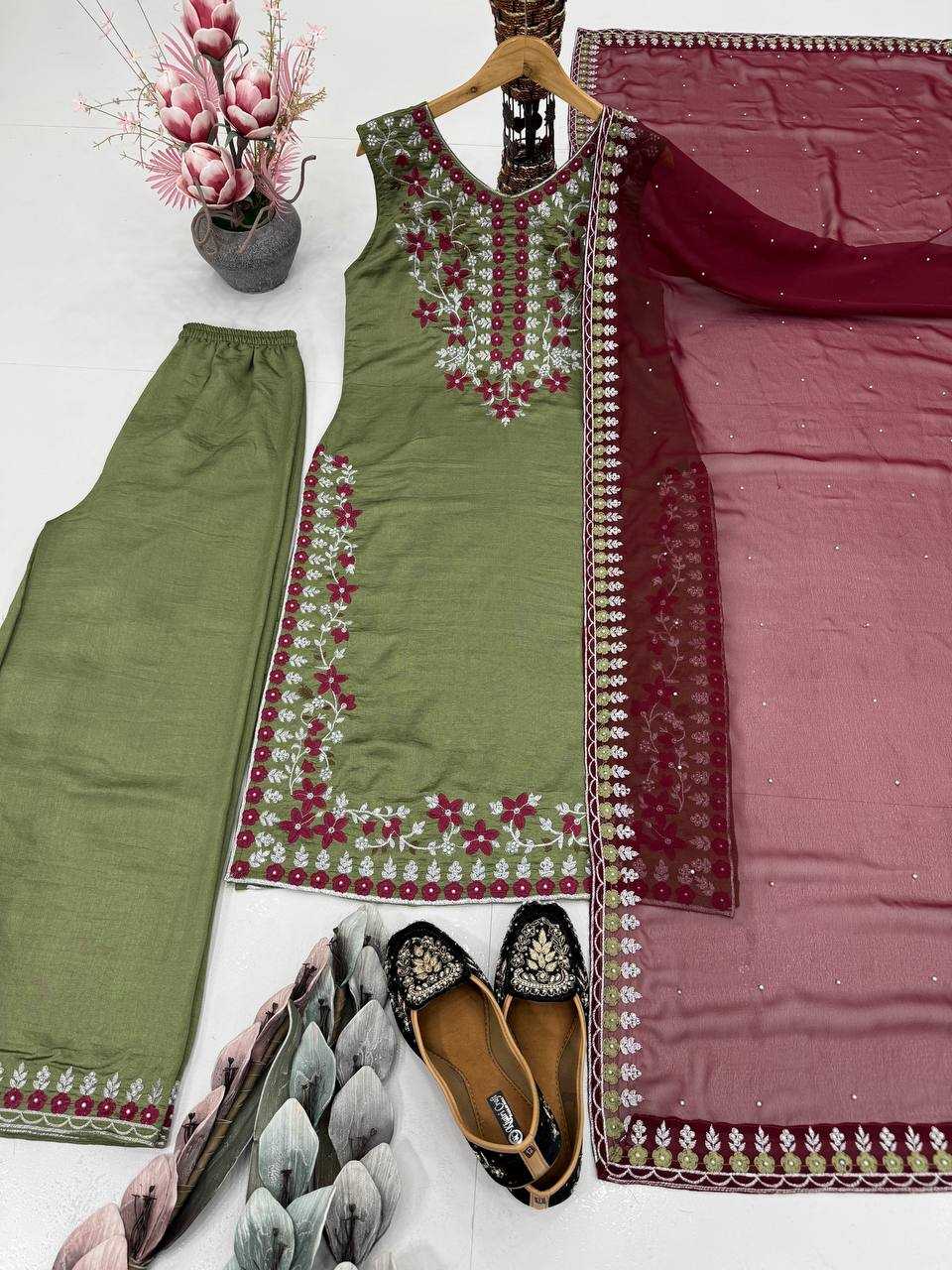 Ynf Vichitra Silk KESH512 218 Suits & Dresses Wholesale Ladies Suits Dresses Designer Suits Manufacturer