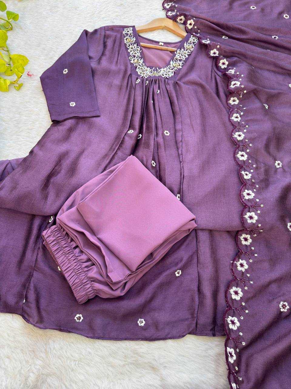 Ynf Vichitra Silk KESH513 441 Gowns Wholesale Fancy Gowns Party Wear Gowns Designer Gowns Manufacturer