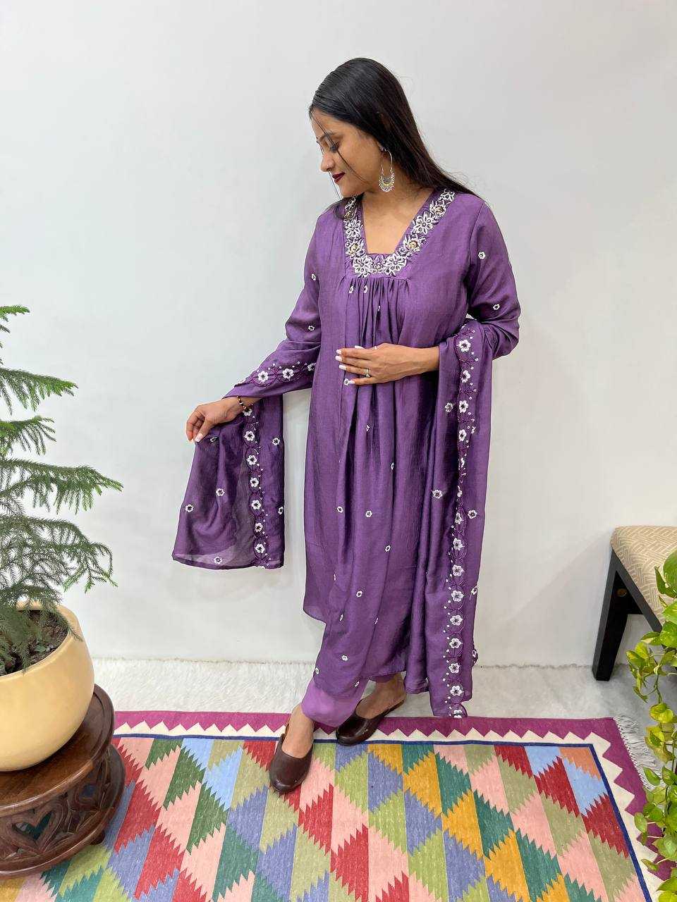 Ynf Vichitra Silk KESH513 441 Gowns Wholesale Fancy Gowns Party Wear Gowns Designer Gowns Manufacturer