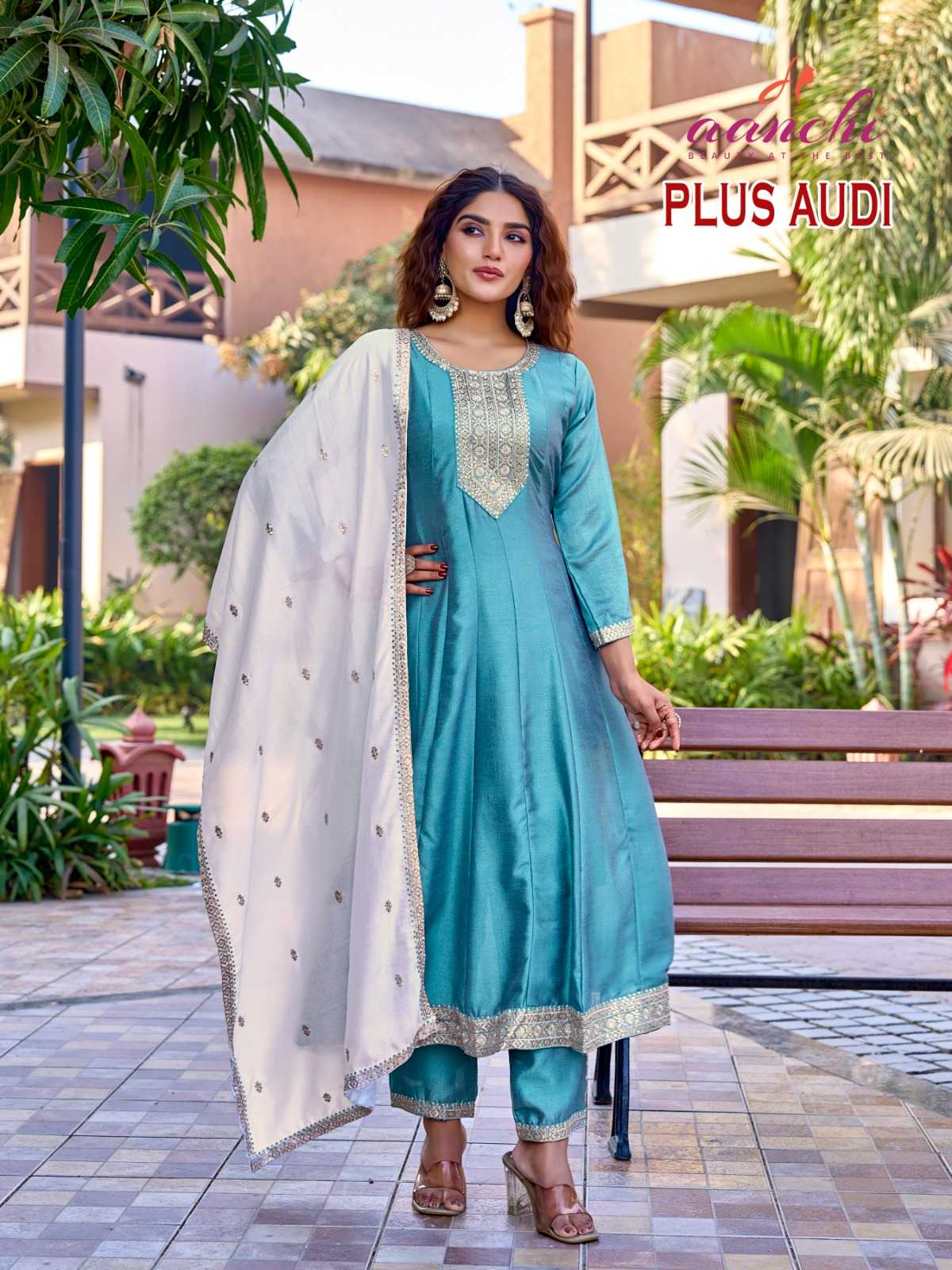 Ynf Vichitra Silk RIN190 AANCHI-PLUS AUDI Setwise Collections Wholesale Gowns Catalogs Manufacturer