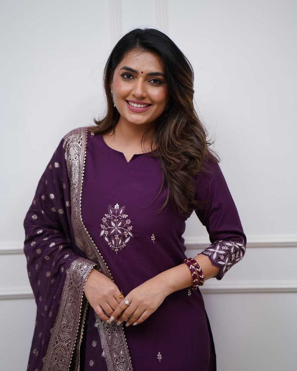 Ynf Viscose Chanderi KESH529 swati Suits & Dresses Wholesale Ladies Suits Ladies Salwar Suits Designer Suits Manufacturer