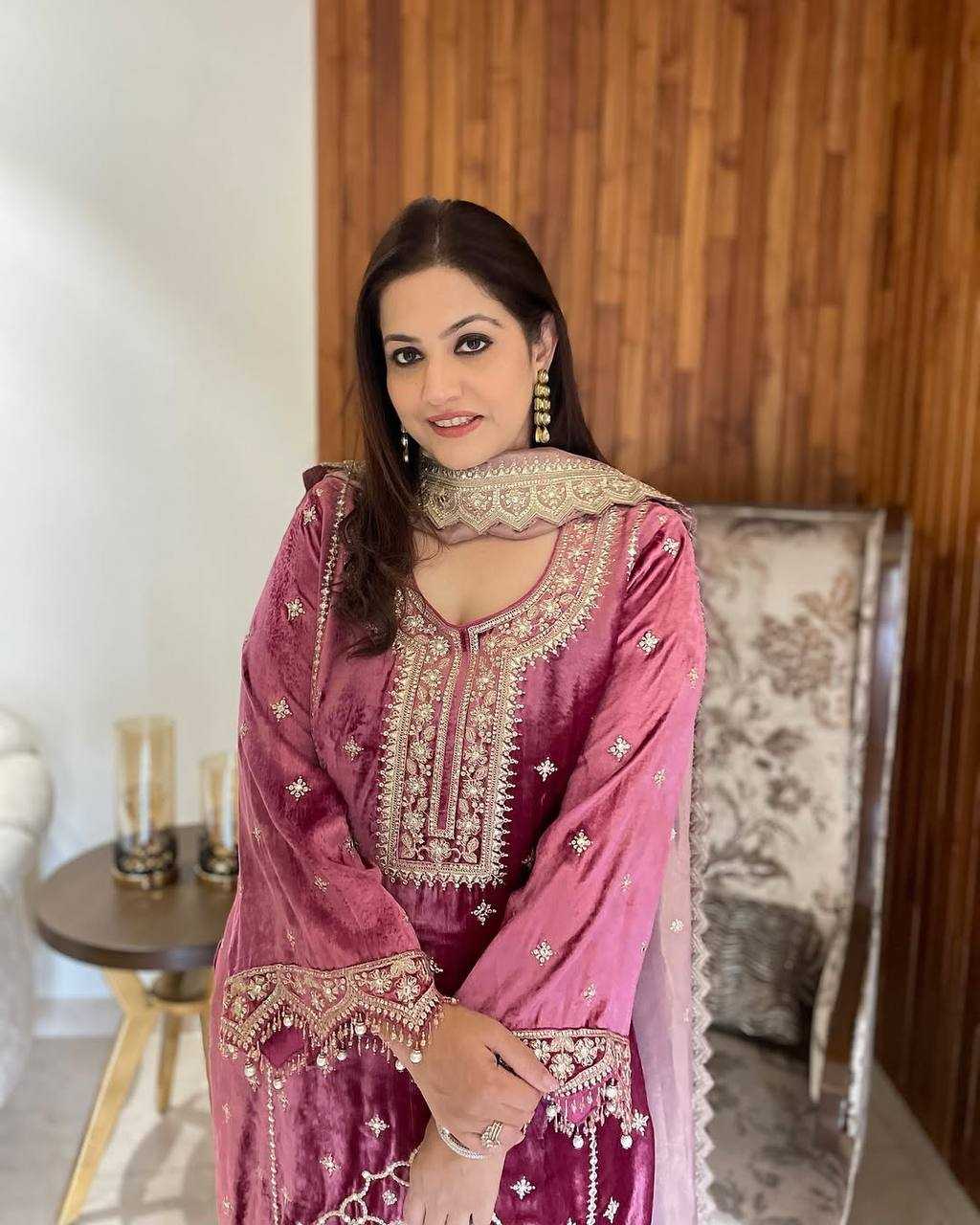 Ynf Viscose KESH499 828 Kurti Wholesale Kurti Bottom With Dupatta Embroidered Kurtis Manufacturer