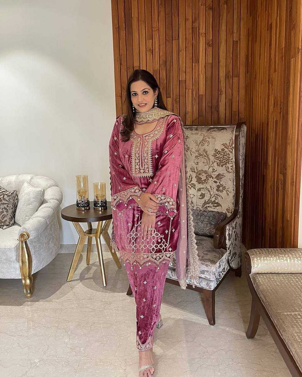 Ynf Viscose KESH499 828 Kurti Wholesale Kurti Bottom With Dupatta Embroidered Kurtis Manufacturer