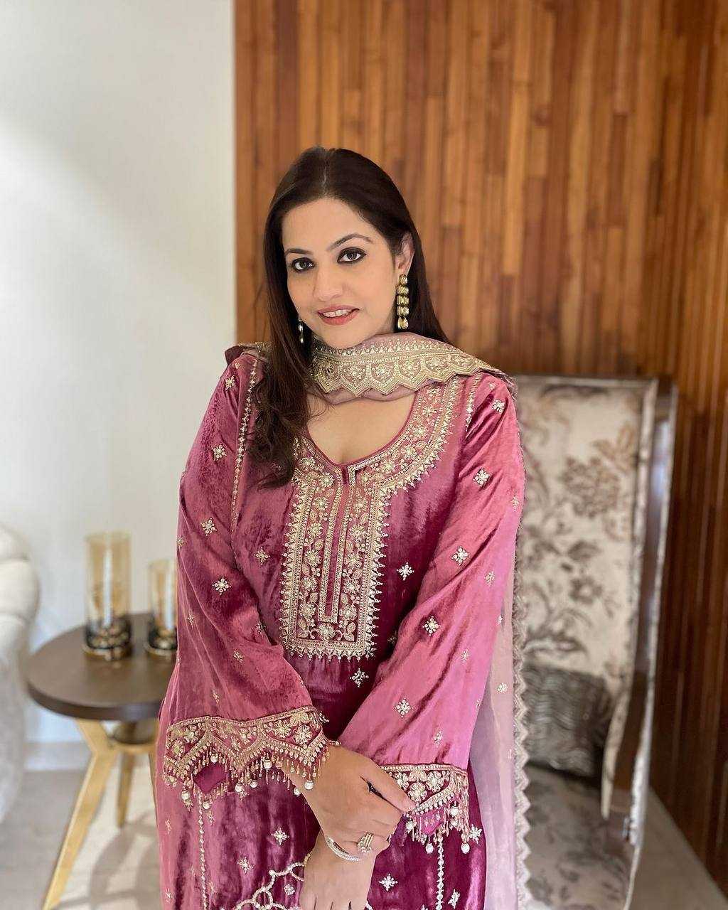 Ynf Viscose KESH499 828 Kurti Wholesale Kurti Bottom With Dupatta Embroidered Kurtis Manufacturer