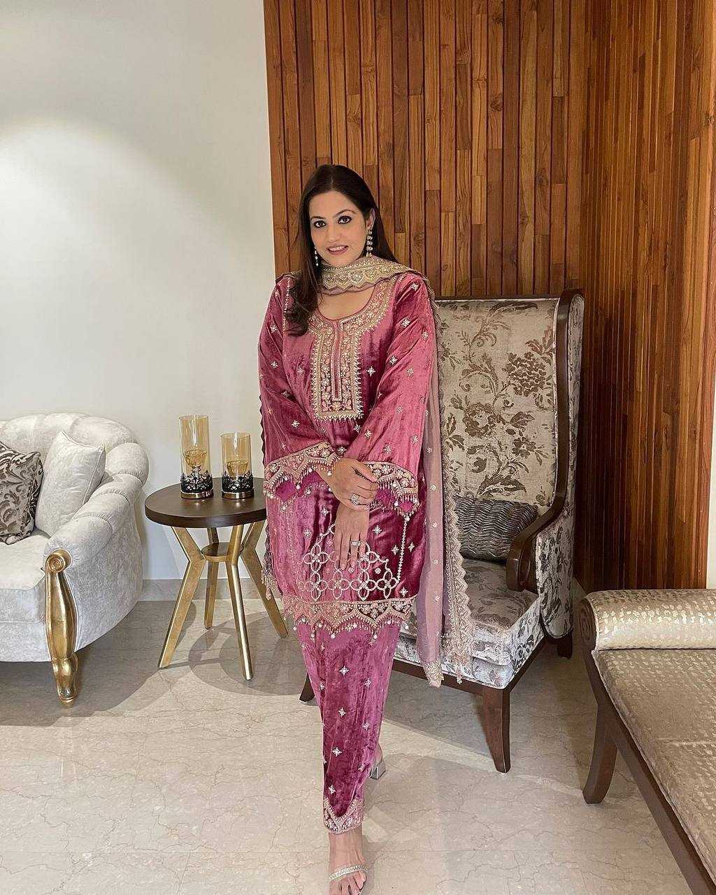 Ynf Viscose KESH499 828 Kurti Wholesale Kurti Bottom With Dupatta Embroidered Kurtis Manufacturer