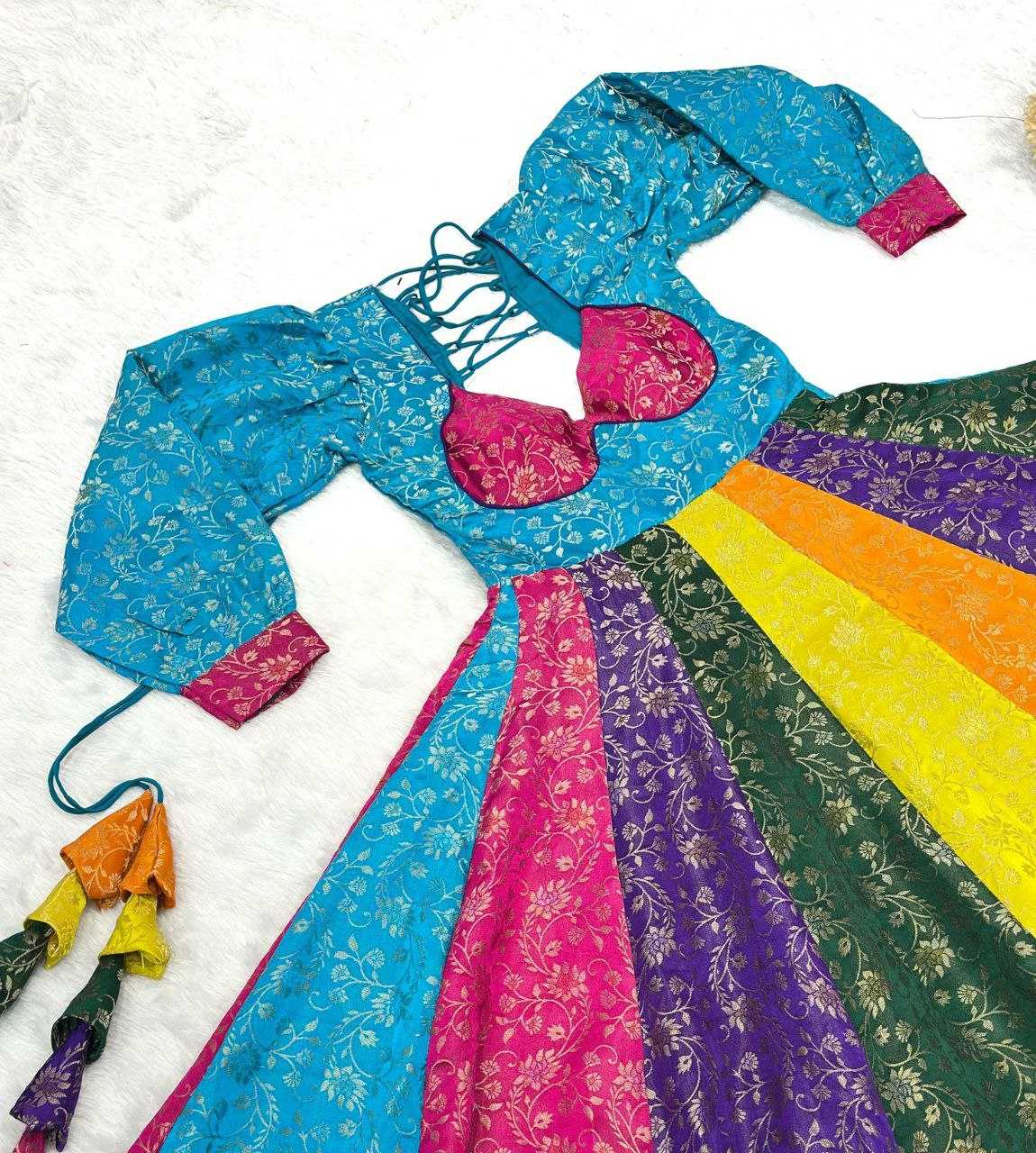 Ynf Viscose KESH505 158 Gowns Wholesale Printed Gowns Fancy Gowns Anarkali Gown Long Gowns Manufacturer