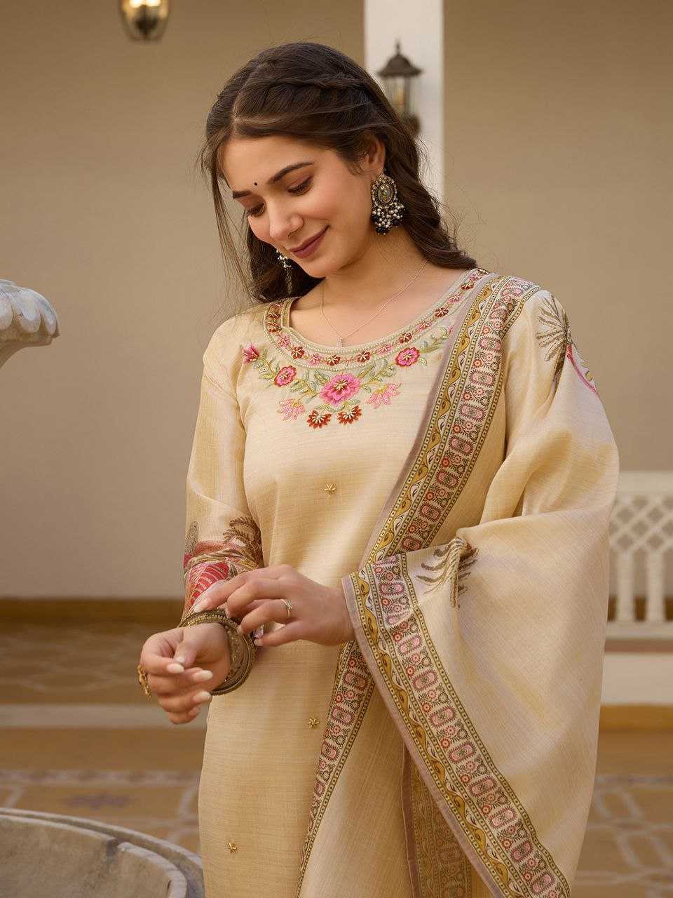 Ynf Viscose KESH529 22 Suits & Dresses Wholesale Ladies Suits Embroidery Suits Party wear suits Manufacturer