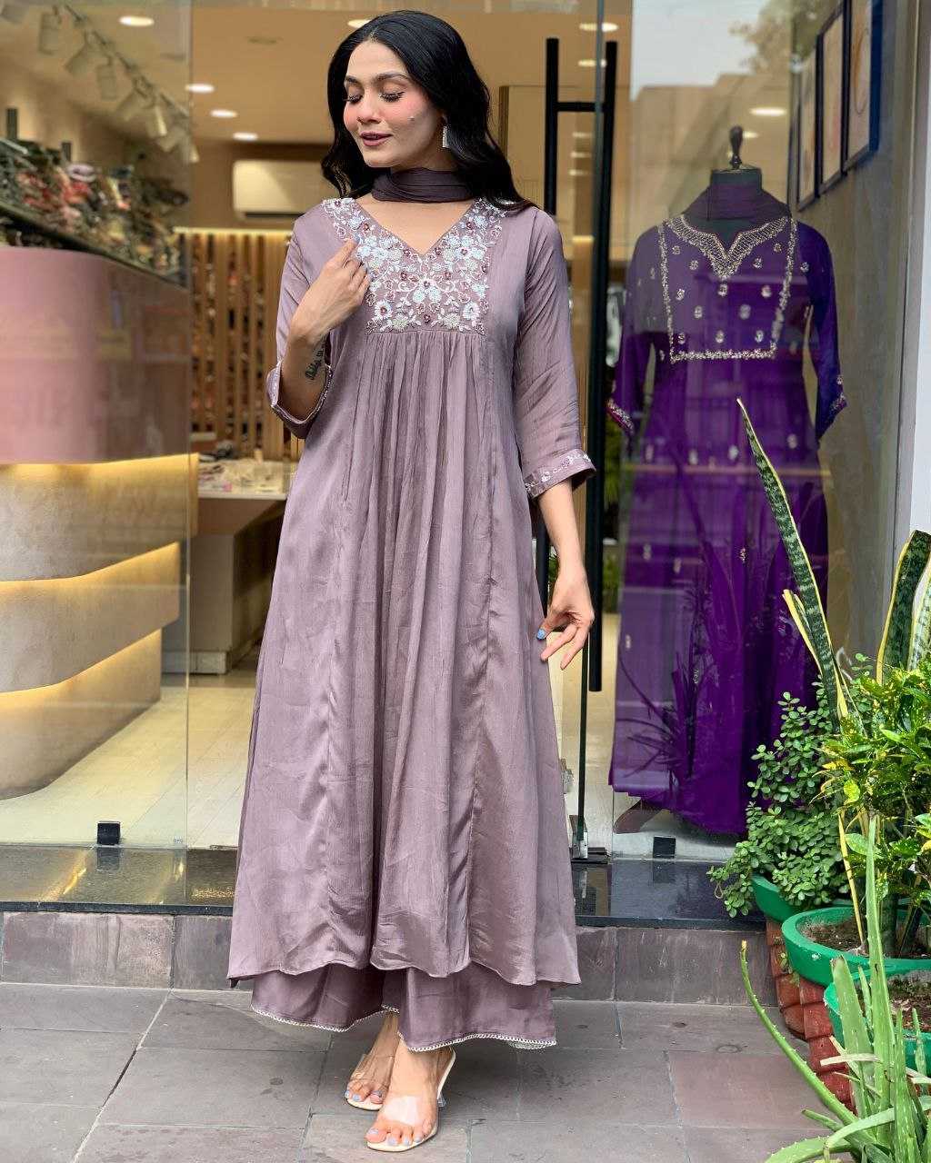 Ynf Viscose KESH529 AYUSHI Suits & Dresses Wholesale Ladies Suits Embroidery Suits Anarkali Suits Manufacturer