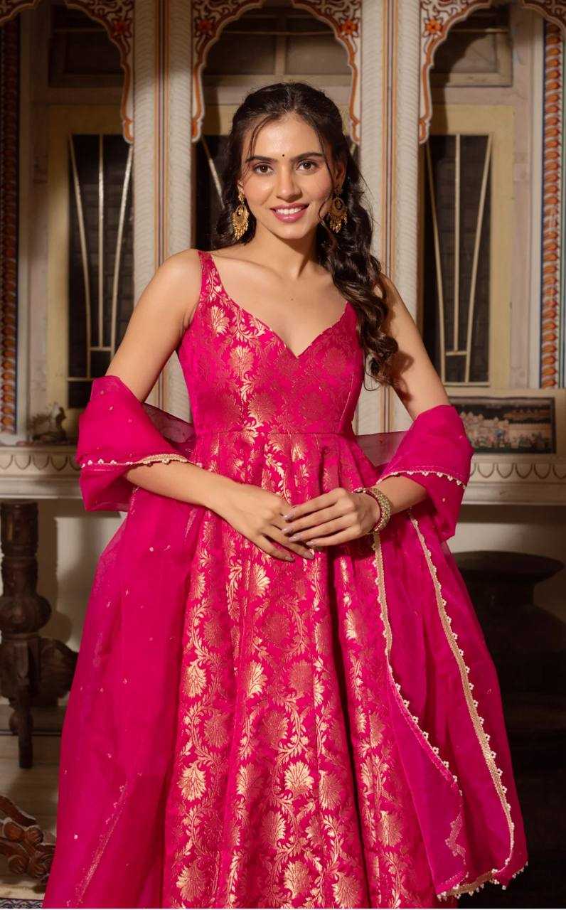 Ynf Viscose KESH533 5096 Gowns Wholesale Fancy Gowns Embroidery Gowns Anarkali Gown Sleeveless Gowns Sequin Gowns Manufacturer