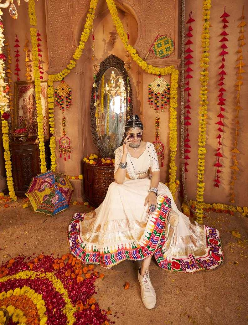 Ynf Viscose Rayon RIN202 11003 Lehengas Festive Collections Wholesale Traditional Lehenga Embroidered Lehenga Thread Work Lehenga Manufacturer