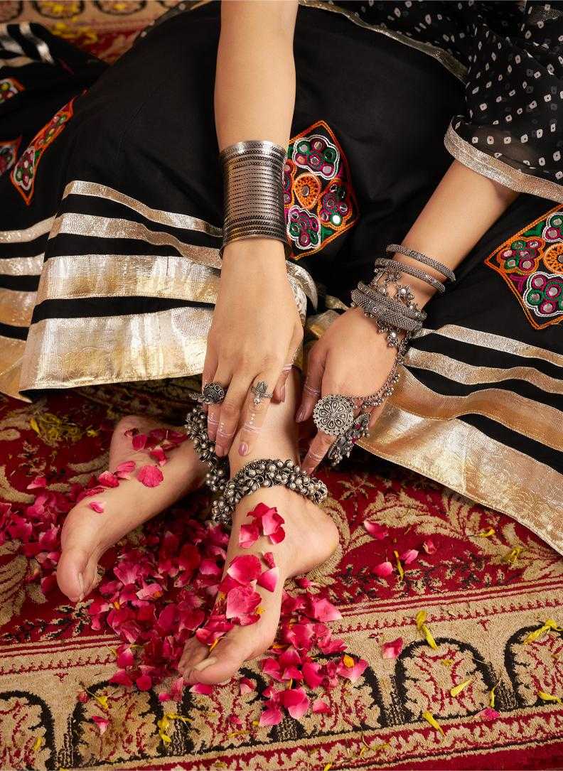 Ynf Viscose Rayon RIN202 11004 Lehengas Wholesale Designer Lehenga Embroidered Lehenga Thread Work Lehenga Manufacturer