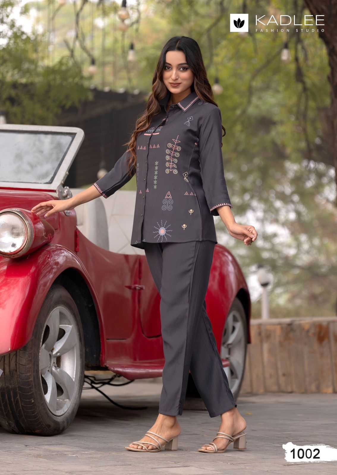 Ynf Viscose RIN190 KADLEE-High Touch Setwise Collections Wholesale Kurtis Catalogs Manufacturer
