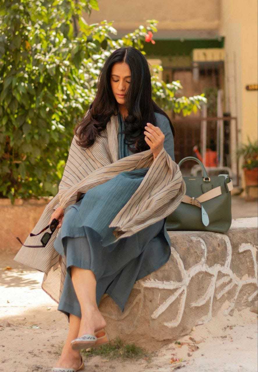 Ynf Viscose RIN222 BS-92 Suits & Dresses Wholesale Party wear suits Designer Suits Casual Dresses Manufacturer