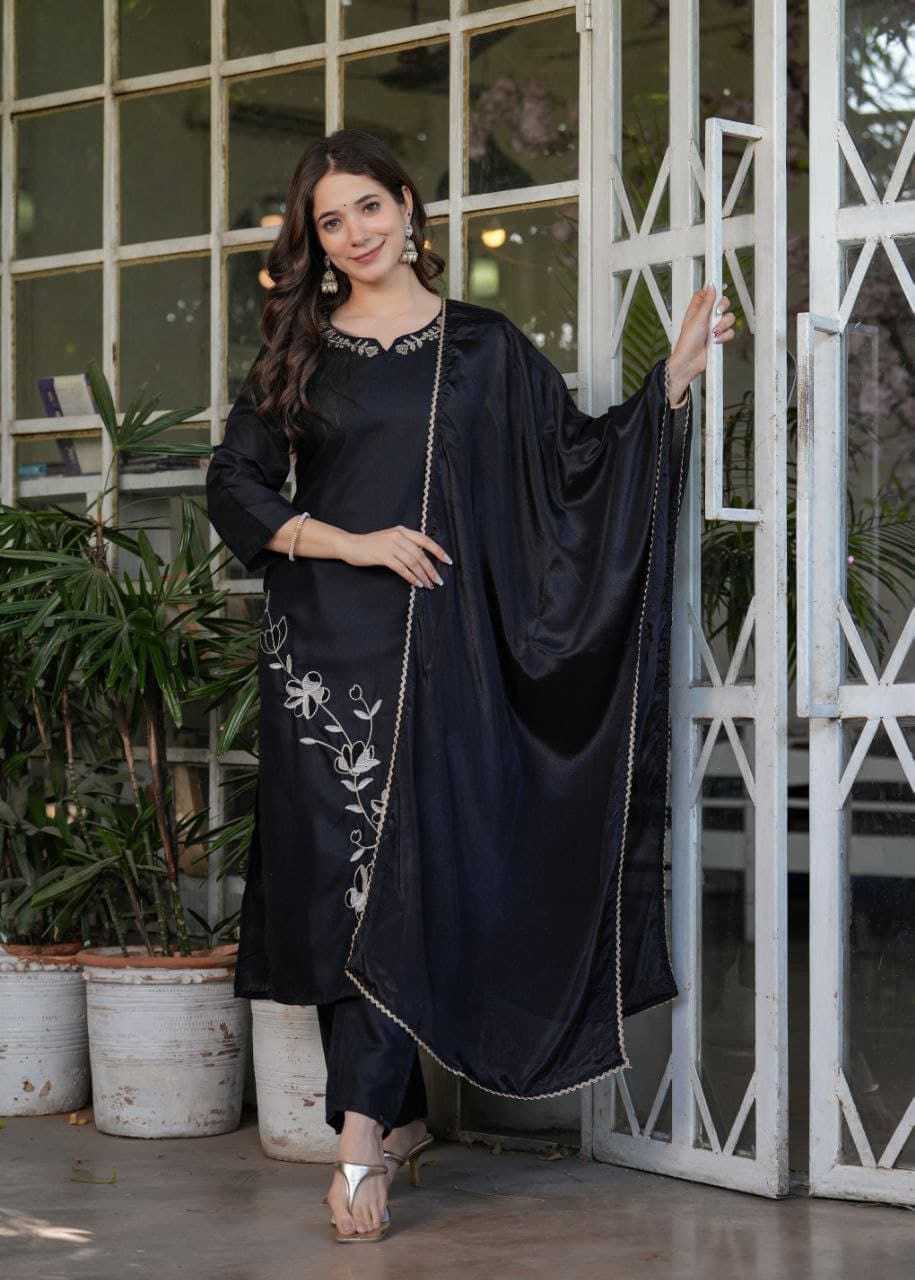 Ynf Viscose RIN222 SI-220 Suits & Dresses Wholesale Embroidery Suits Party wear suits Designer Suits Manufacturer