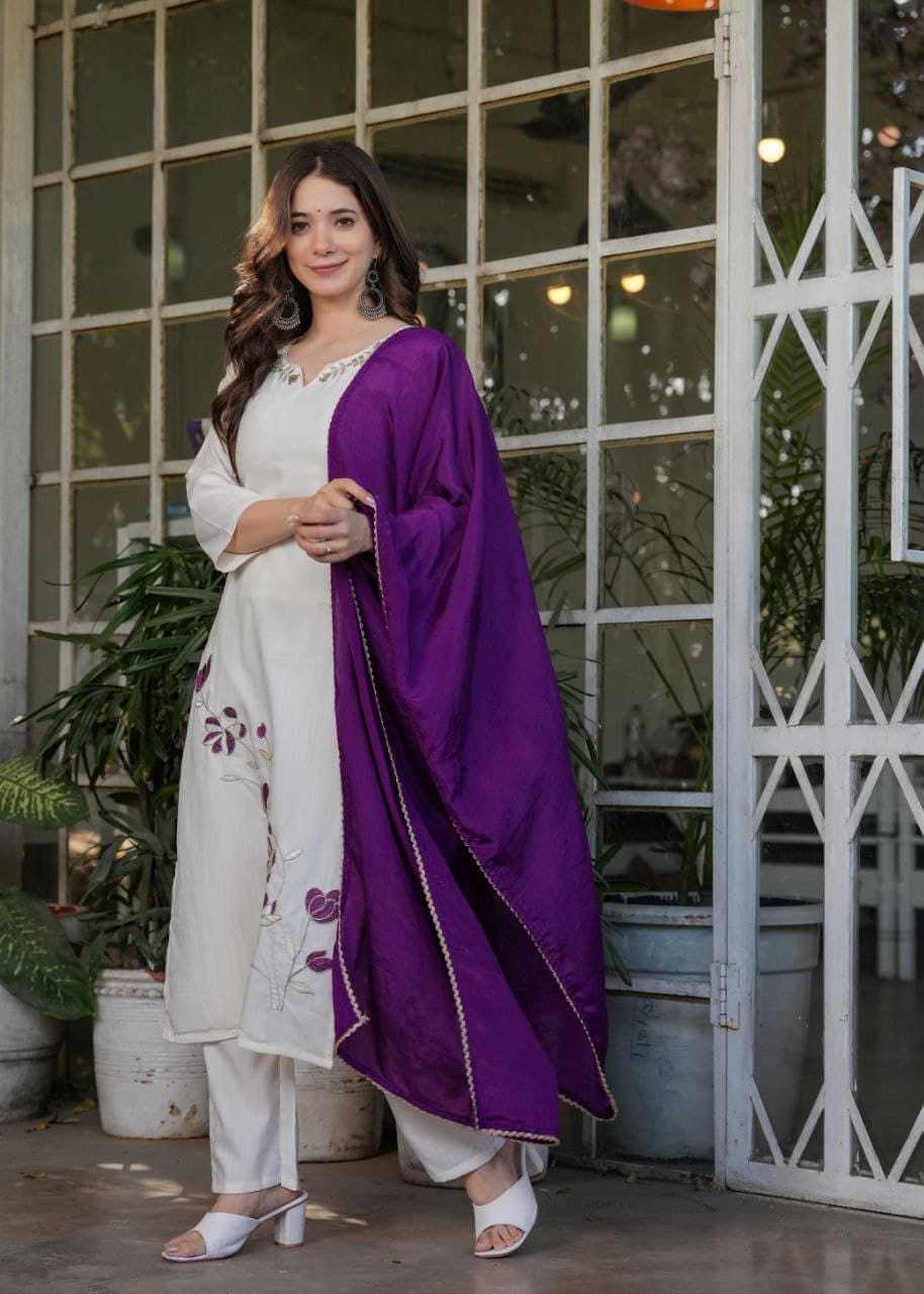 Ynf Viscose RIN222 SI-220 Suits & Dresses Wholesale Embroidery Suits Party wear suits Designer Suits Manufacturer
