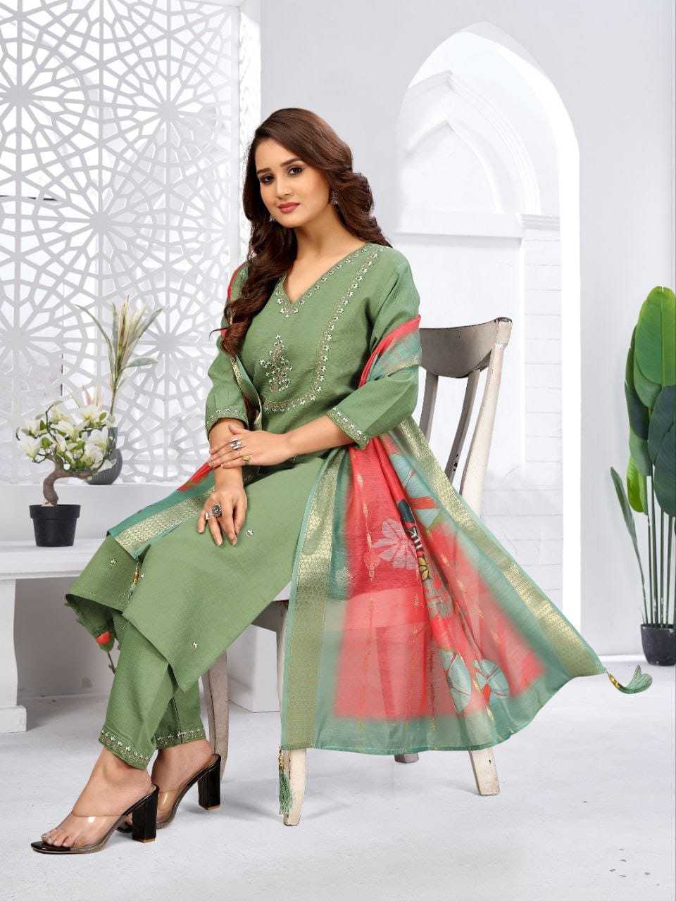 Ynf Viscose RIN222 SI-224 Kurti Wholesale Party Wear Kurtis Designer Kurtis Embroidered Kurtis Manufacturer